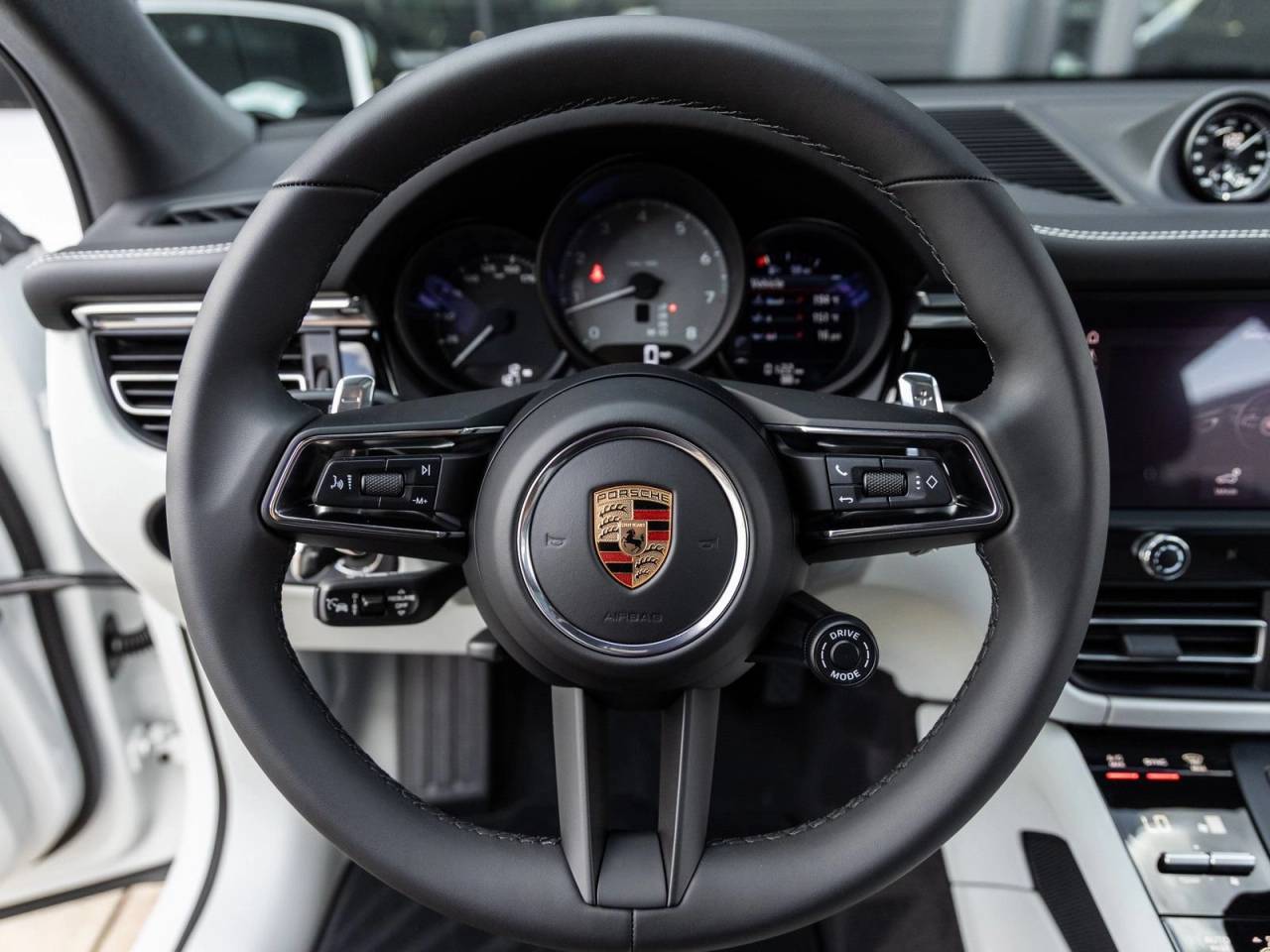 2026 Porsche Macan Macan S
