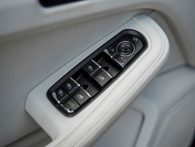 2023 Porsche Macan S