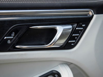 2023 Porsche Macan S