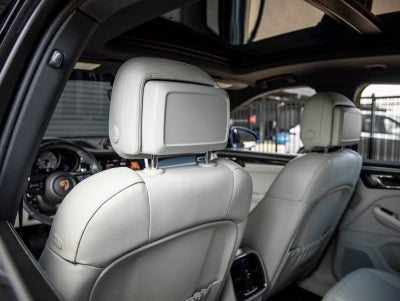 2023 Porsche Macan S