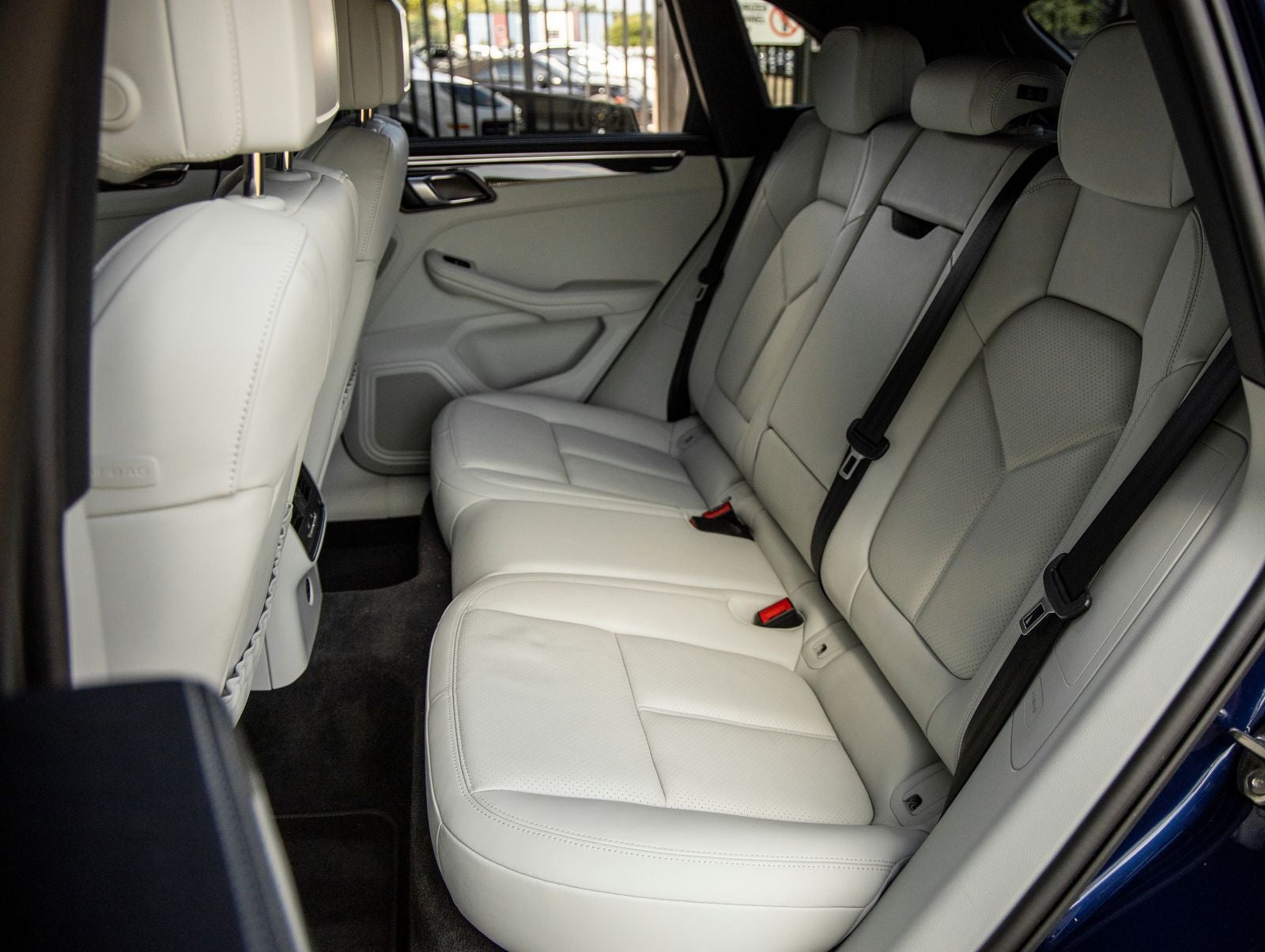 2023 Porsche Macan S