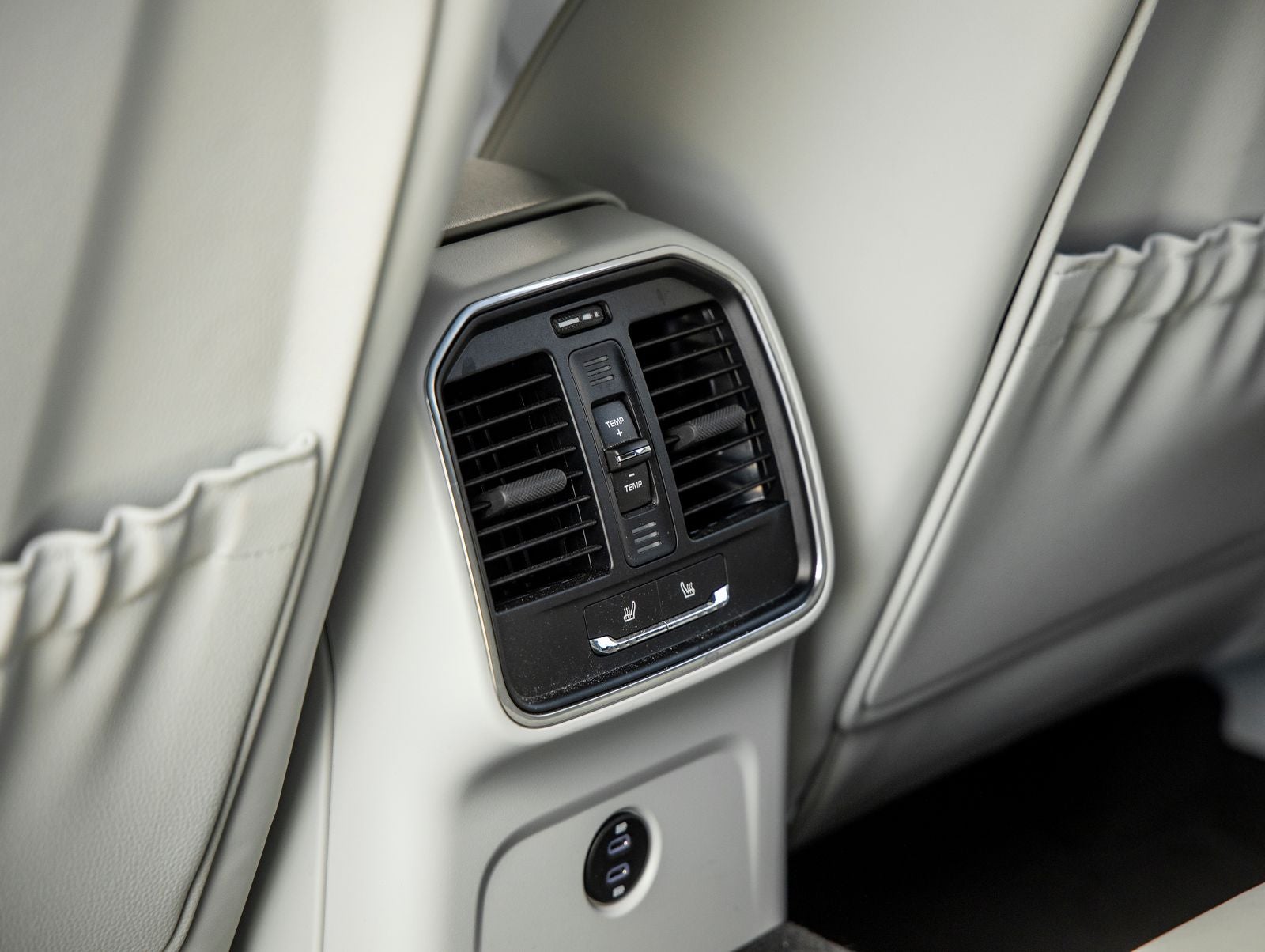 2023 Porsche Macan S