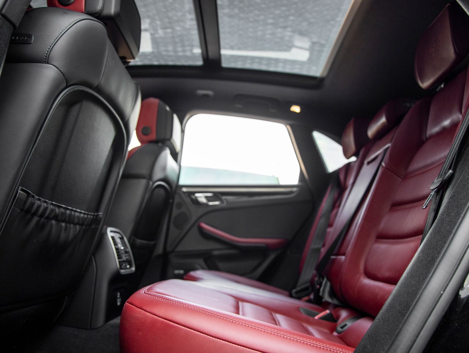 2024 Porsche Macan S