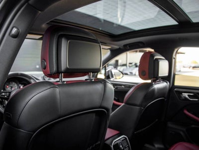 2024 Porsche Macan S