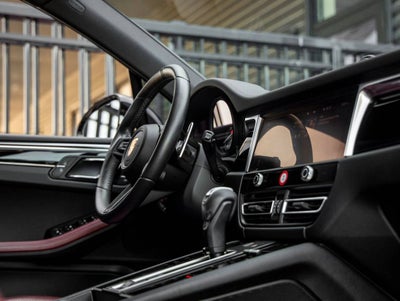 2024 Porsche Macan S