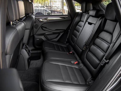 2024 Porsche Macan Macan S (MY24)