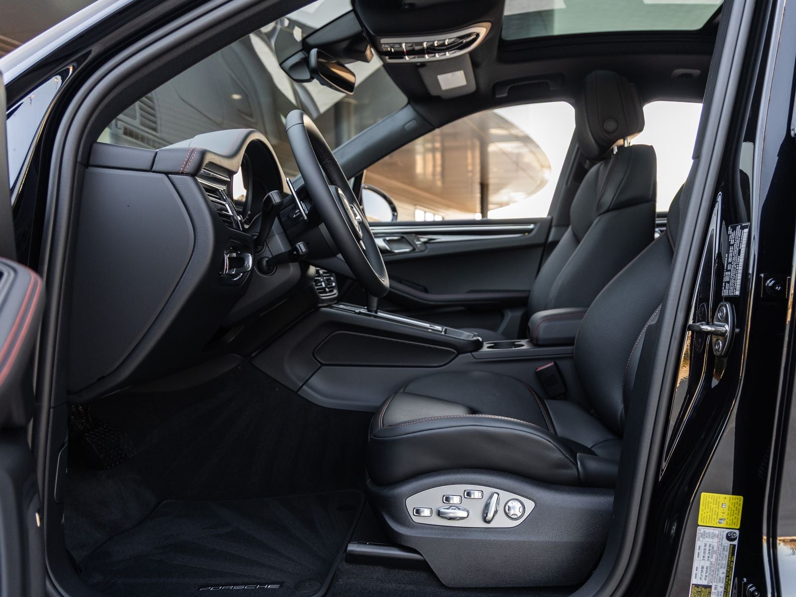 2026 Porsche Macan Macan S
