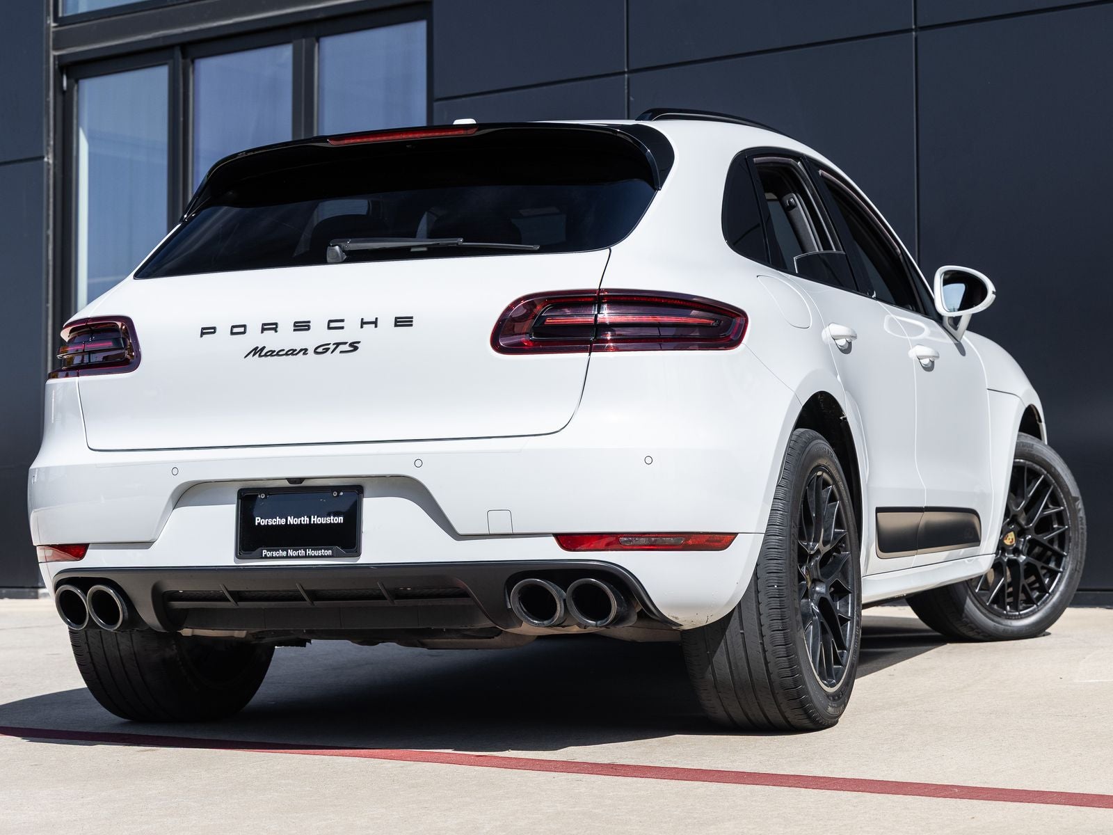 2017 Porsche Macan Macan GTS