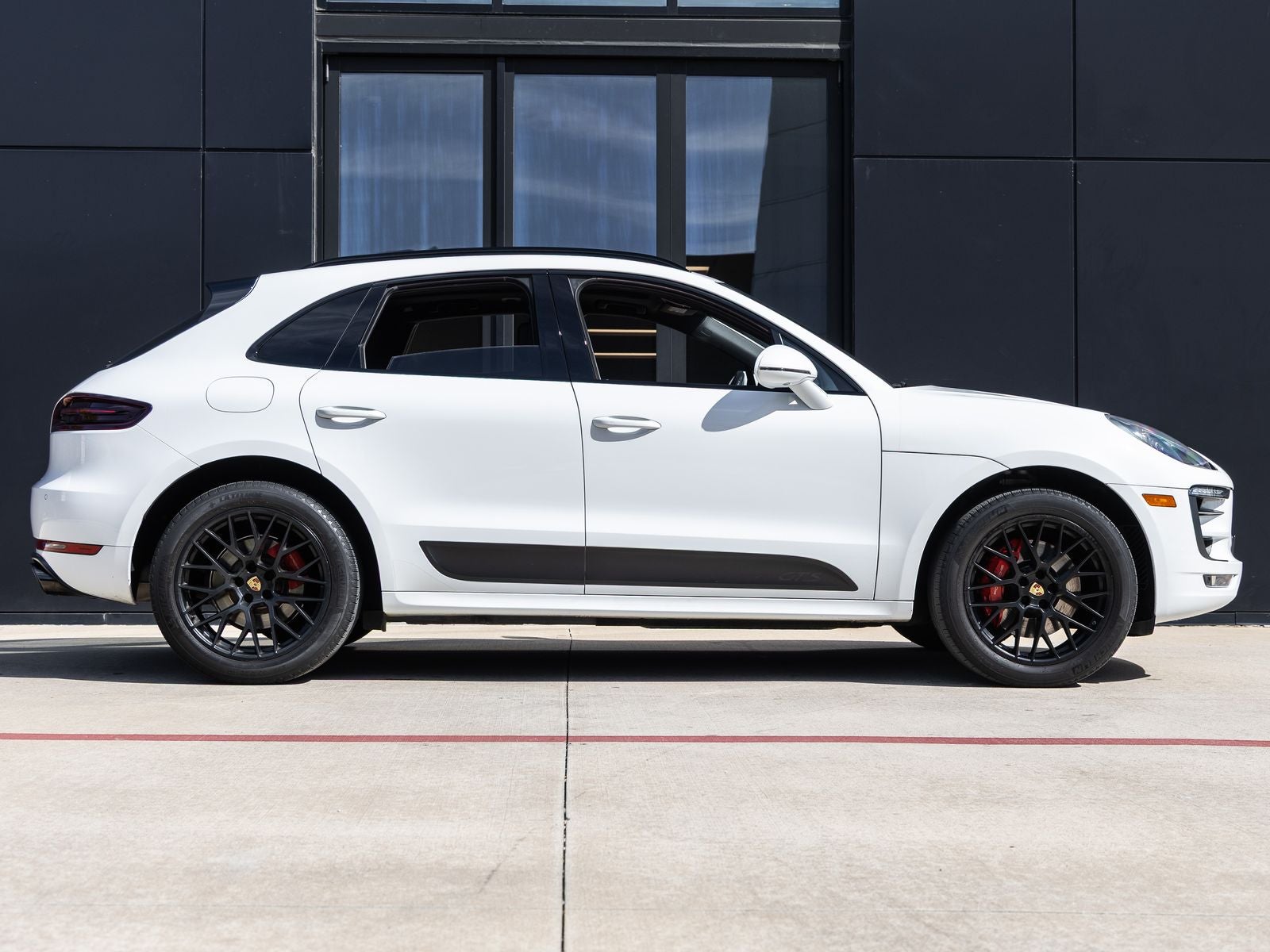 2017 Porsche Macan Macan GTS