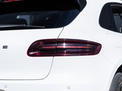 2017 Porsche Macan Macan GTS