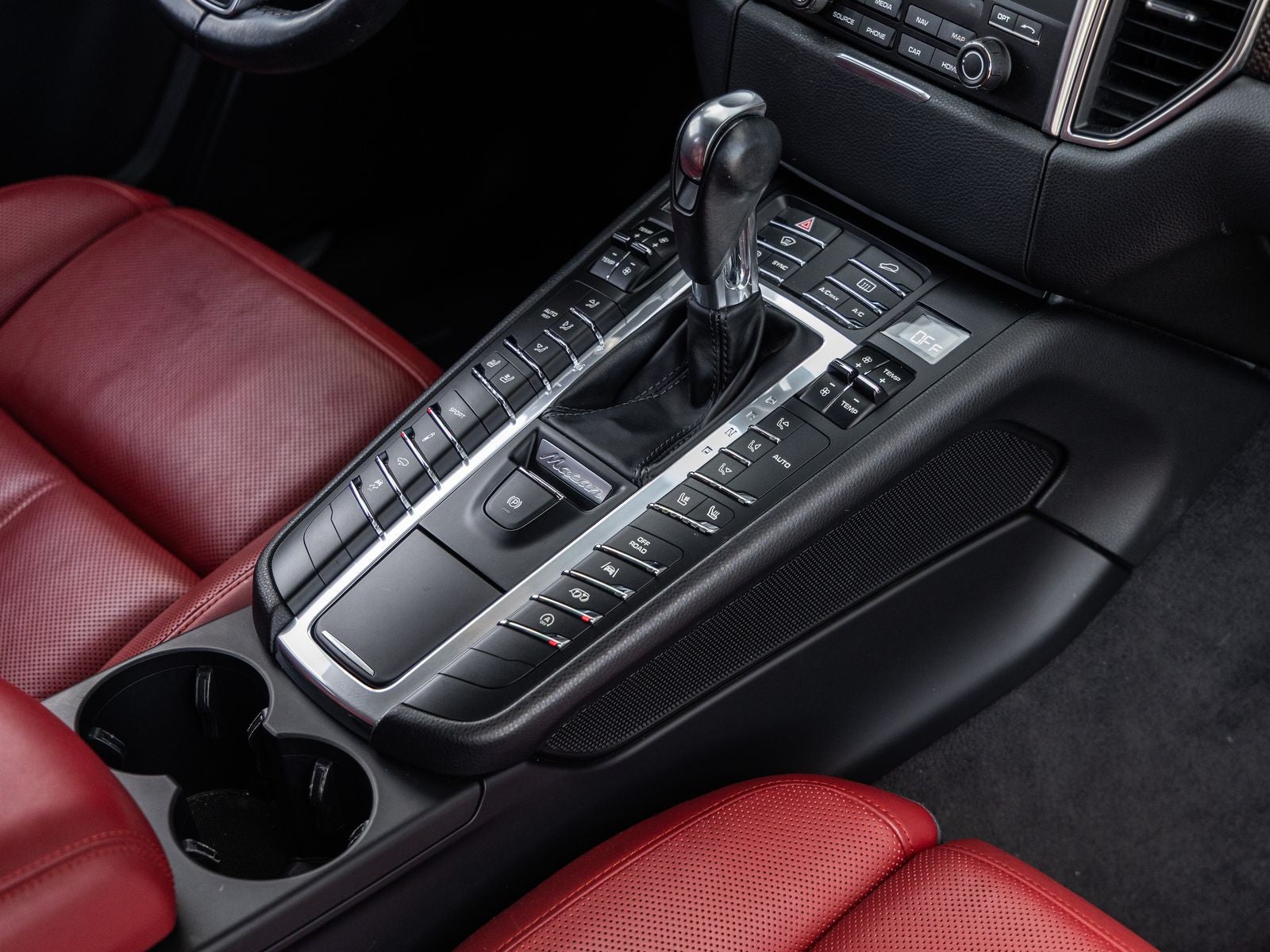 2017 Porsche Macan Macan GTS