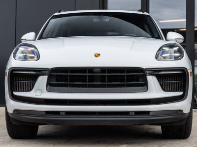 2022 Porsche Macan S