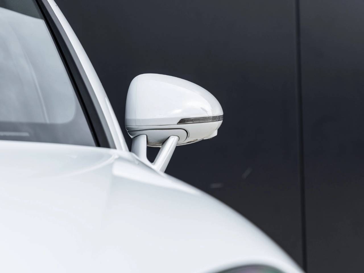 2022 Porsche Macan Macan S