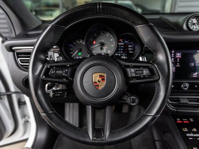 2022 Porsche Macan Macan S