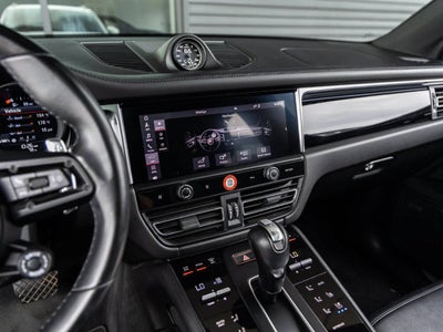 2022 Porsche Macan Macan S