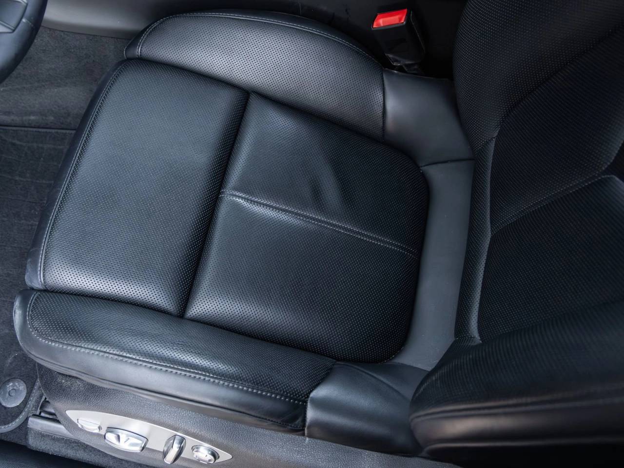 2024 Porsche Macan S