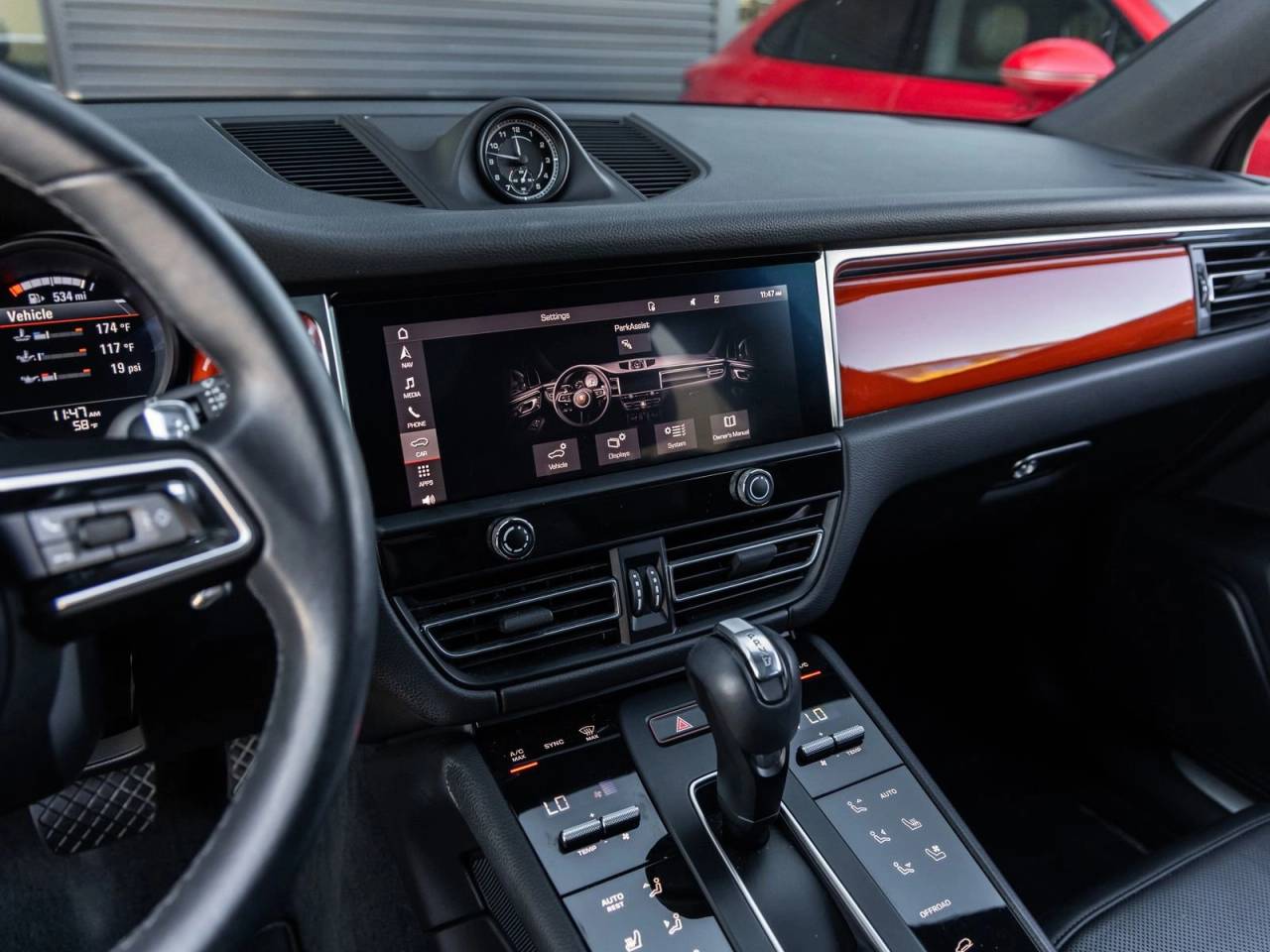 2024 Porsche Macan S