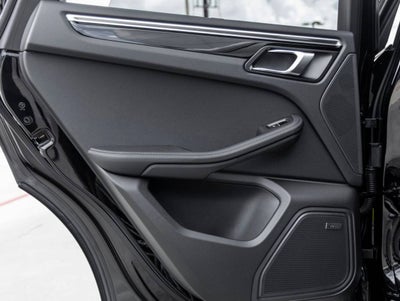 2026 Porsche Macan Macan S