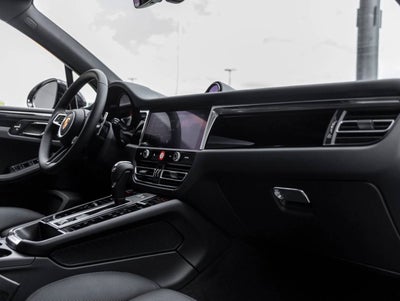 2026 Porsche Macan Macan S