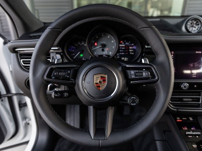 2026 Porsche Macan Macan S