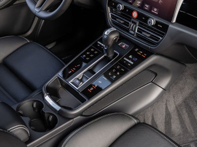 2026 Porsche Macan Macan S