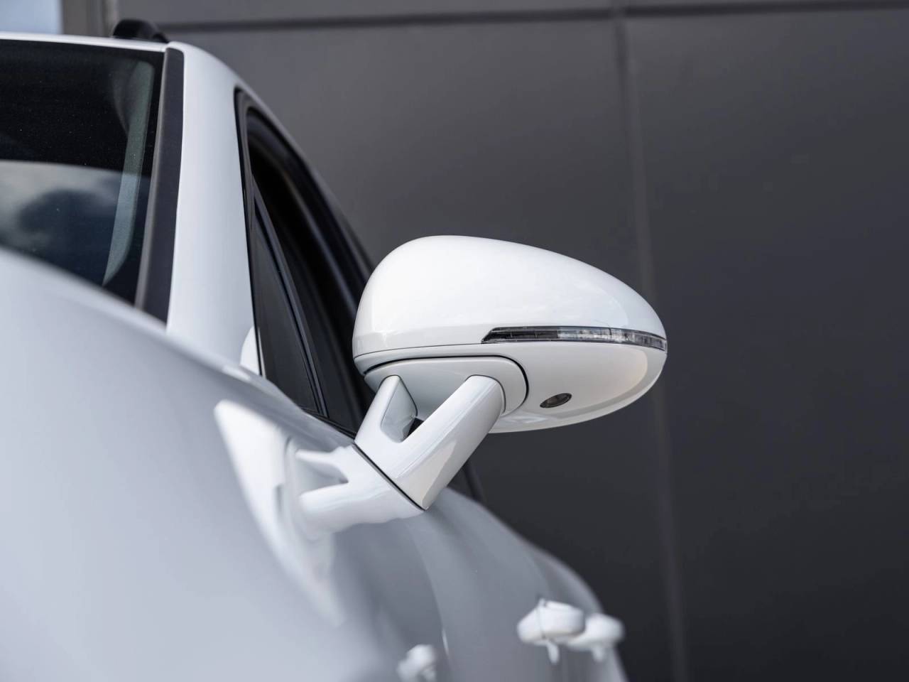 2026 Porsche Macan Macan S