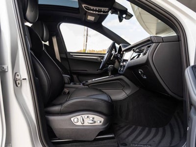 2026 Porsche Macan Macan S