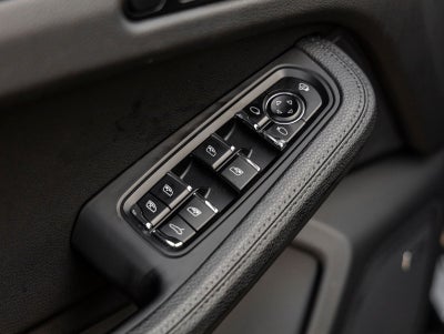 2024 Porsche Macan Macan S