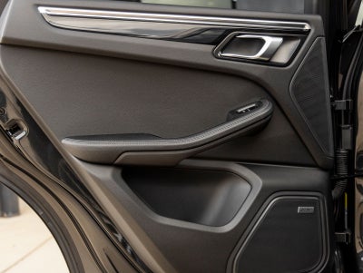 2024 Porsche Macan Macan S