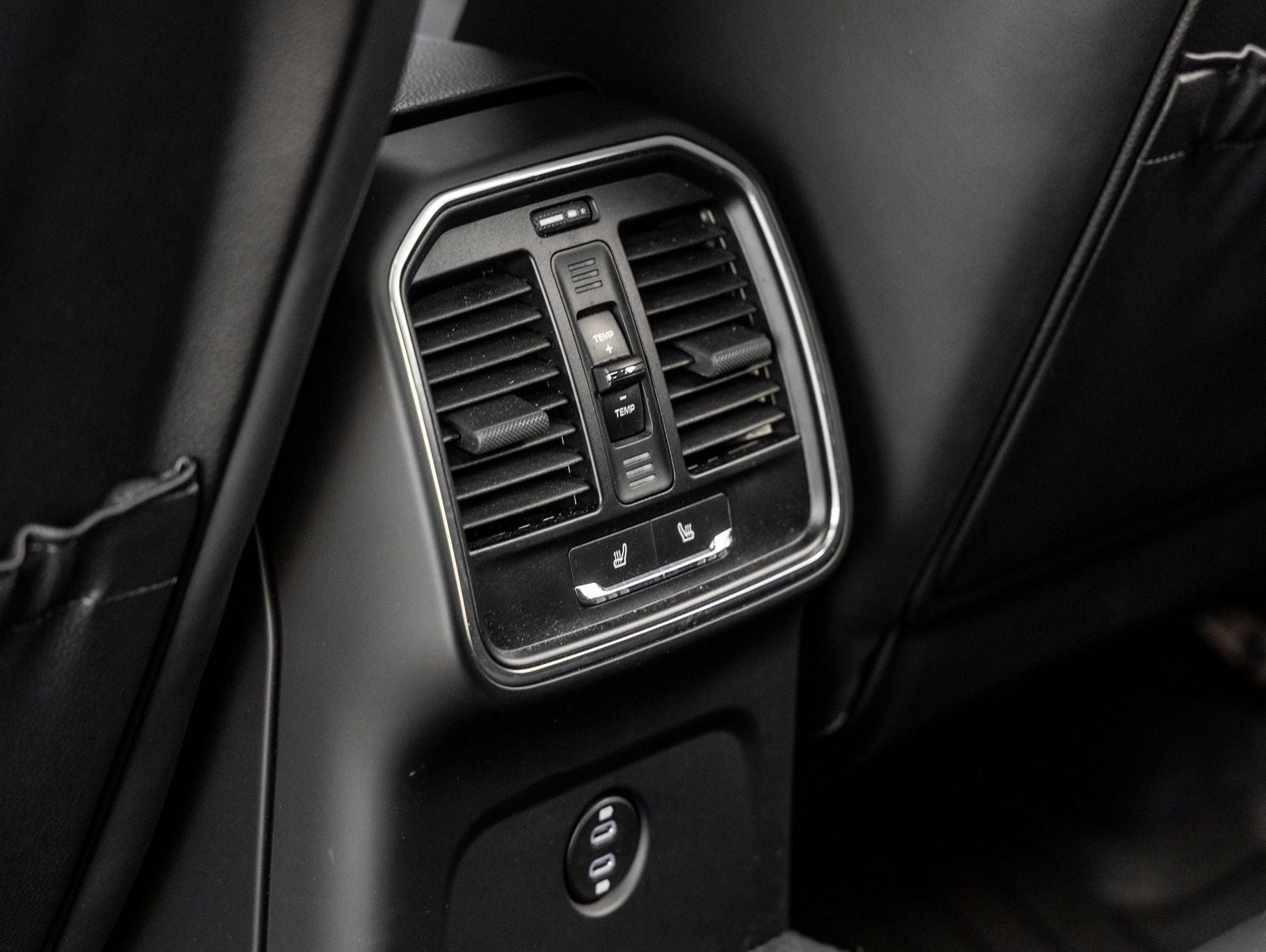 2024 Porsche Macan Macan S