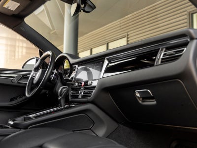 2024 Porsche Macan Macan S