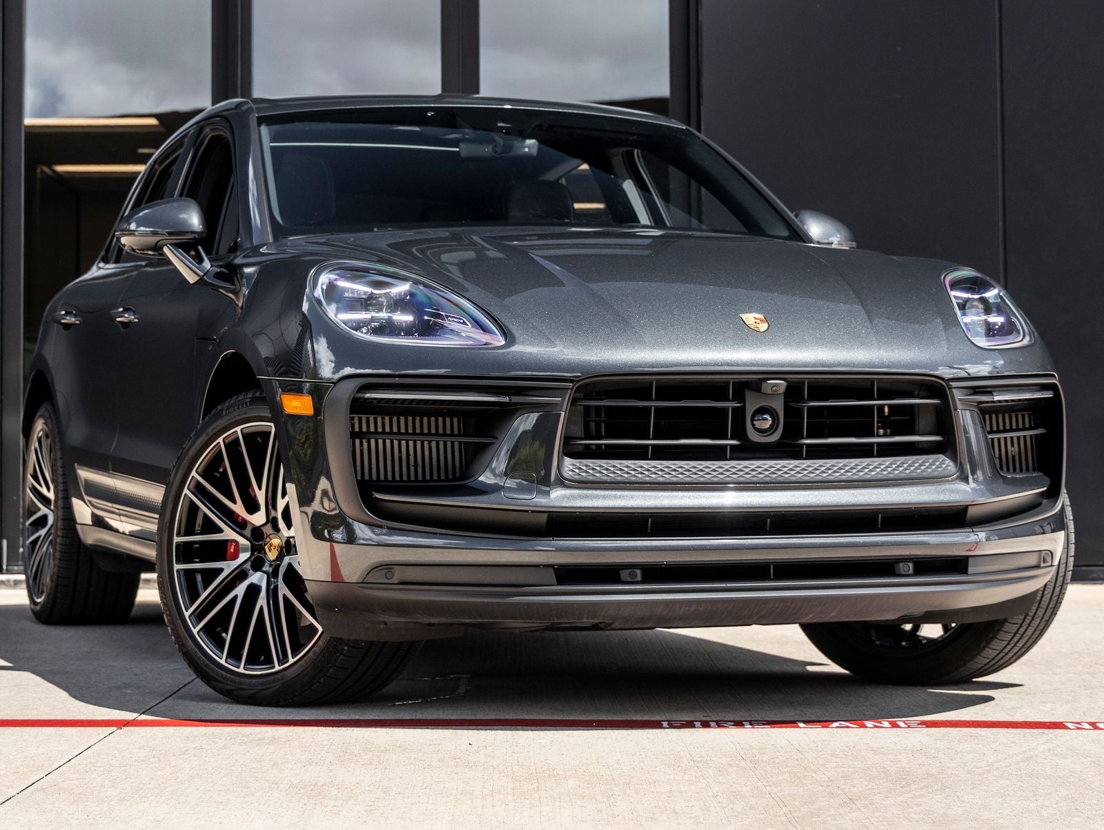 2024 Porsche Macan Macan S