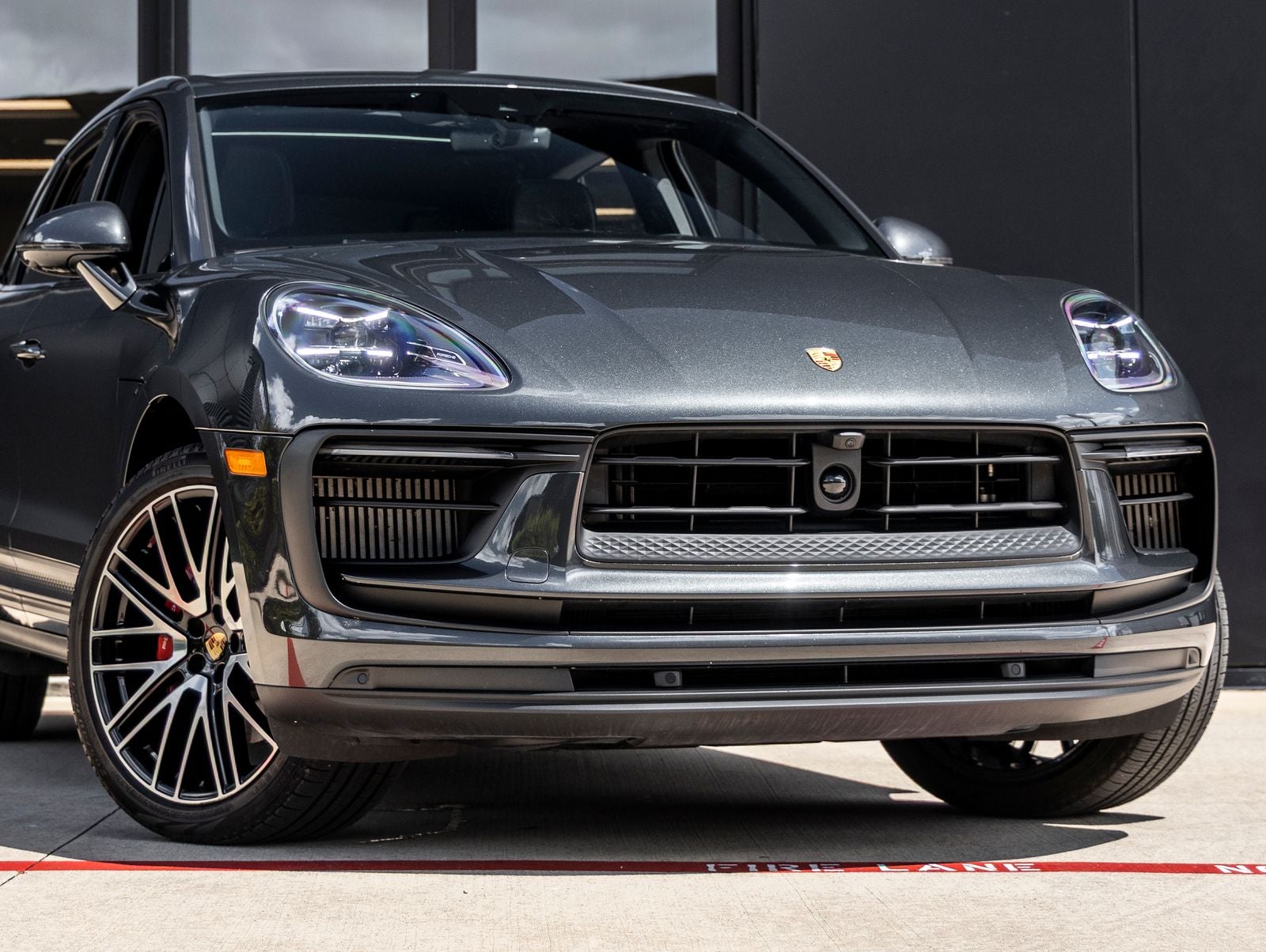 2024 Porsche Macan Macan S