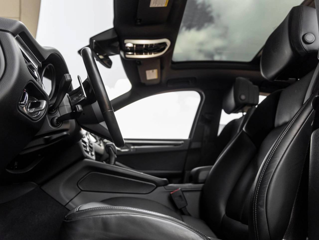 2024 Porsche Macan Macan S