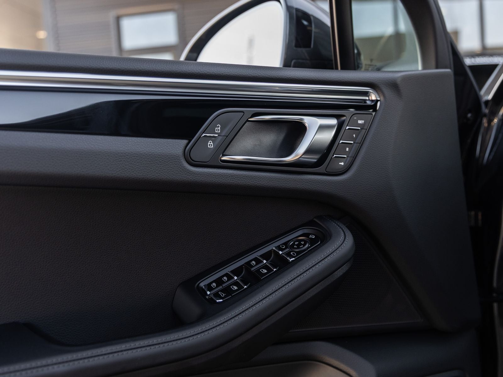 2026 Porsche Macan Macan S
