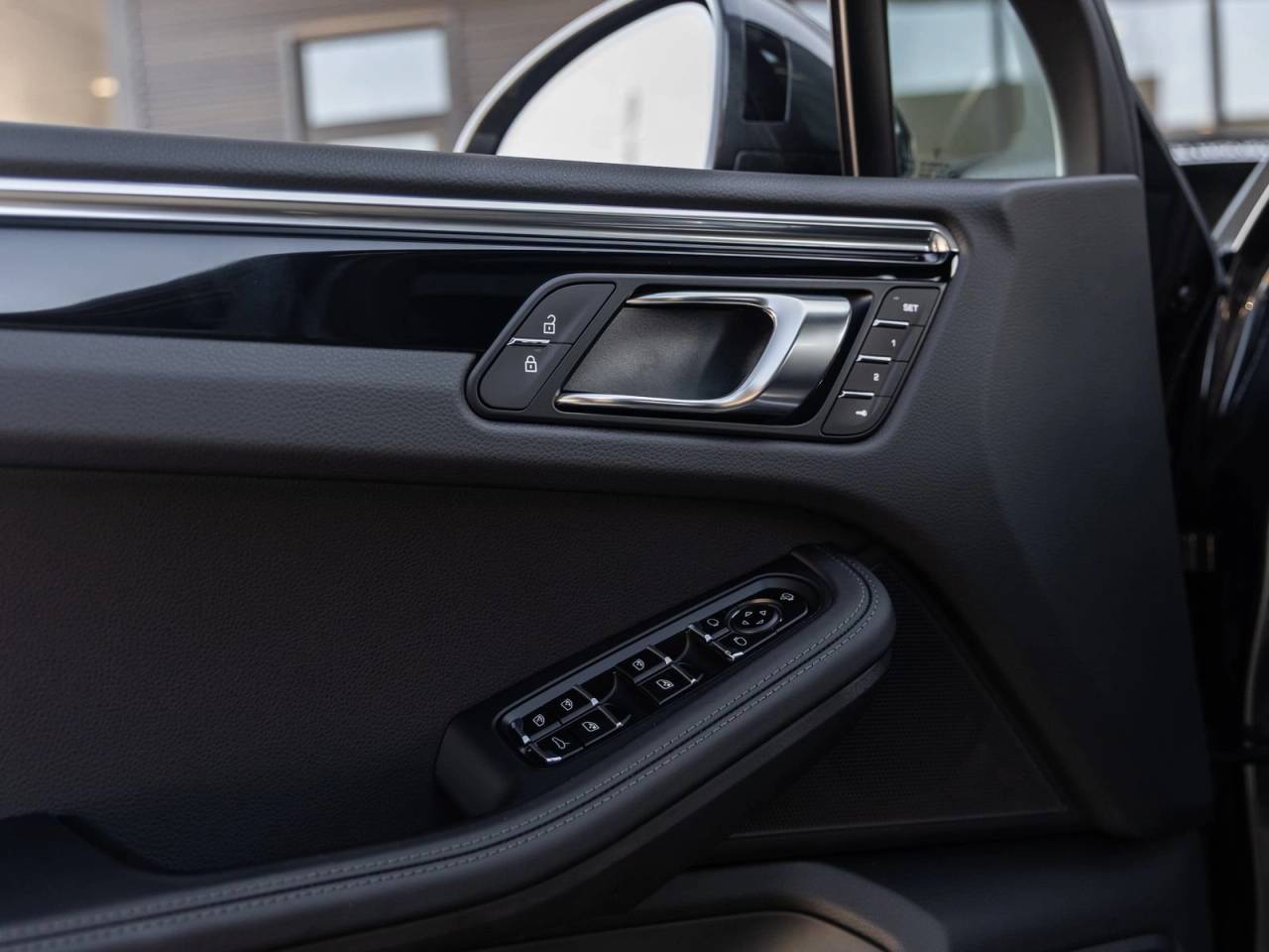 2026 Porsche Macan Macan S
