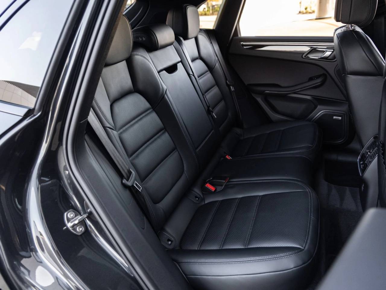 2026 Porsche Macan Macan S