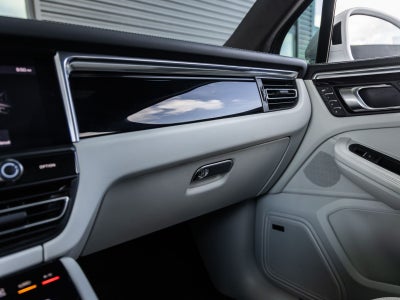 2022 Porsche Macan S