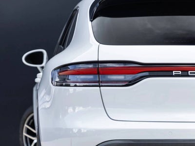 2022 Porsche Macan S