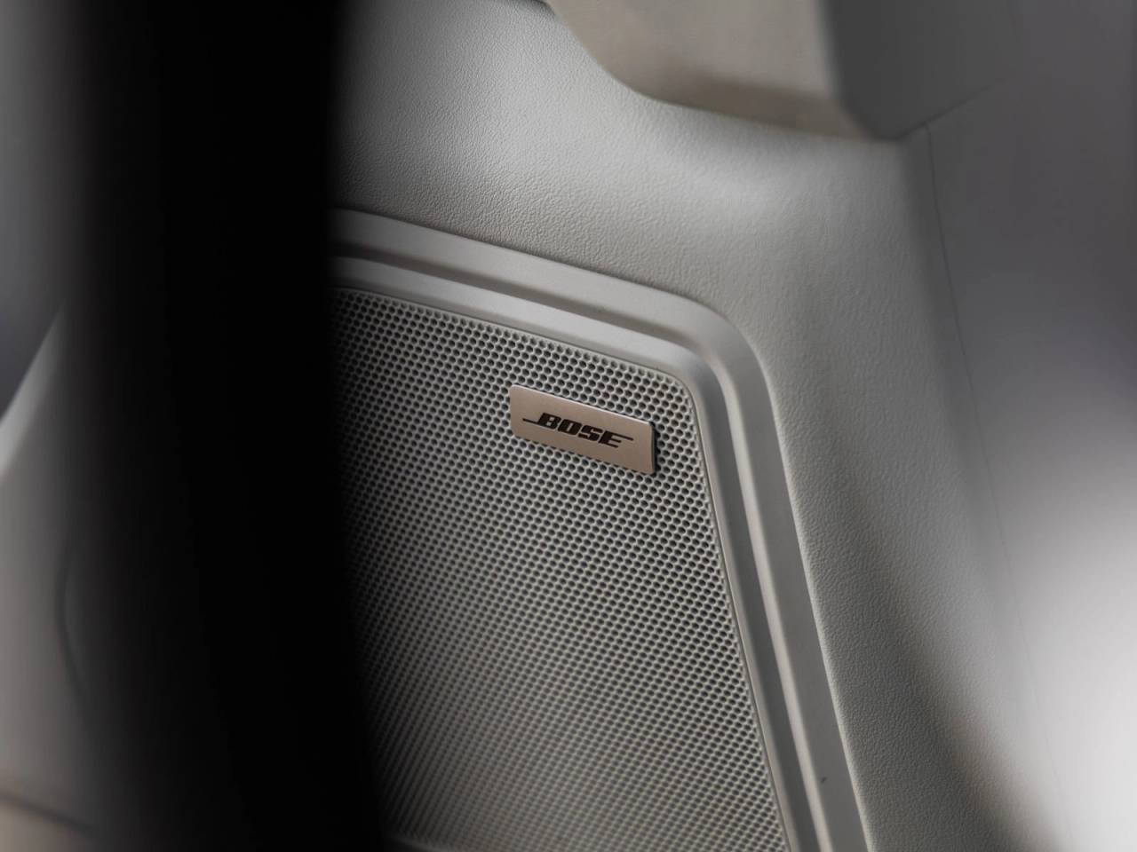2022 Porsche Macan S