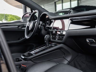 2022 Porsche Macan S
