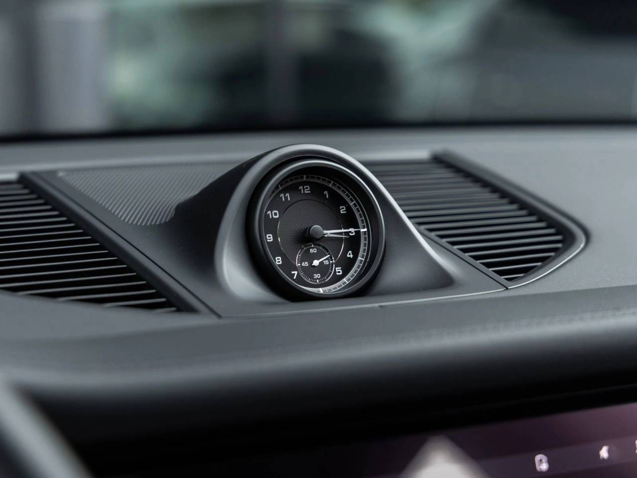 2022 Porsche Macan S