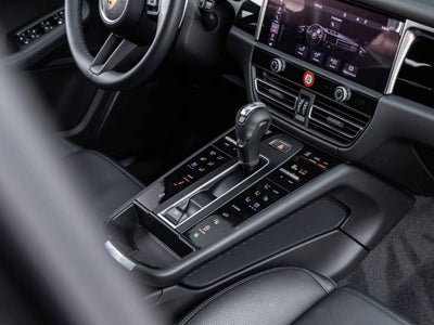 2022 Porsche Macan S
