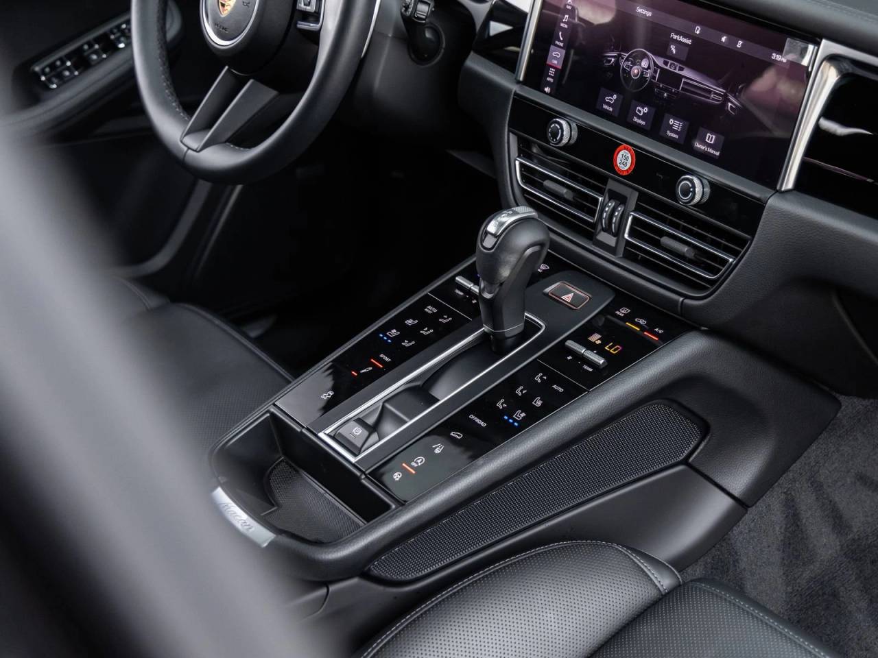2022 Porsche Macan S