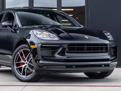 2022 Porsche Macan S