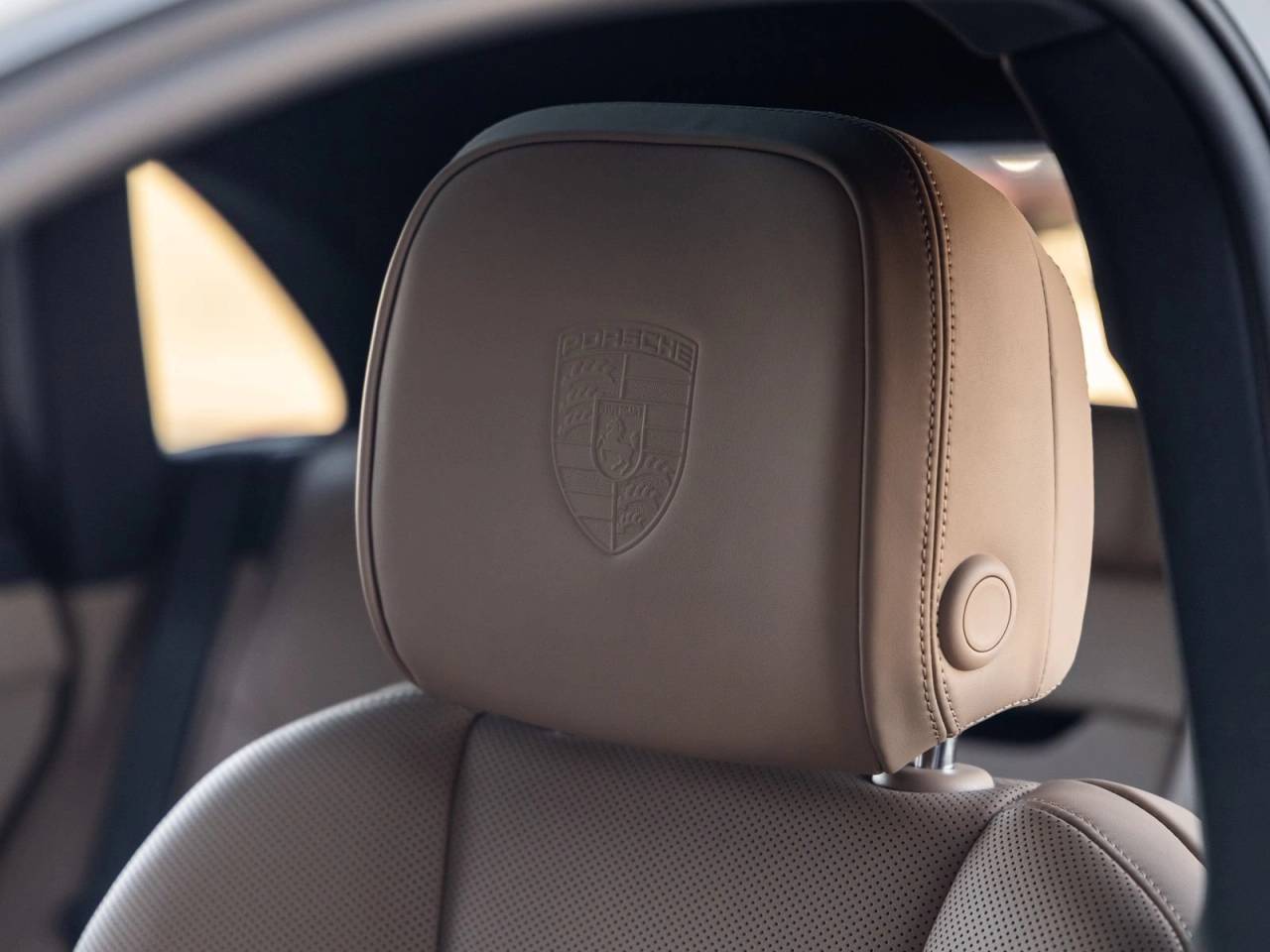 2026 Porsche Macan Macan S