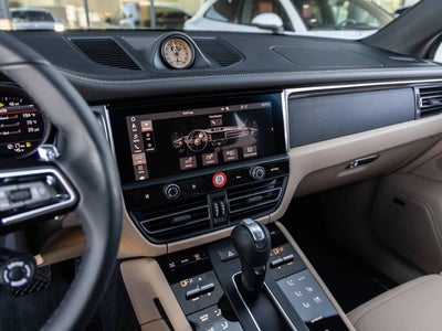 2026 Porsche Macan Macan S