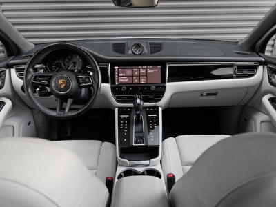 2022 Porsche Macan S