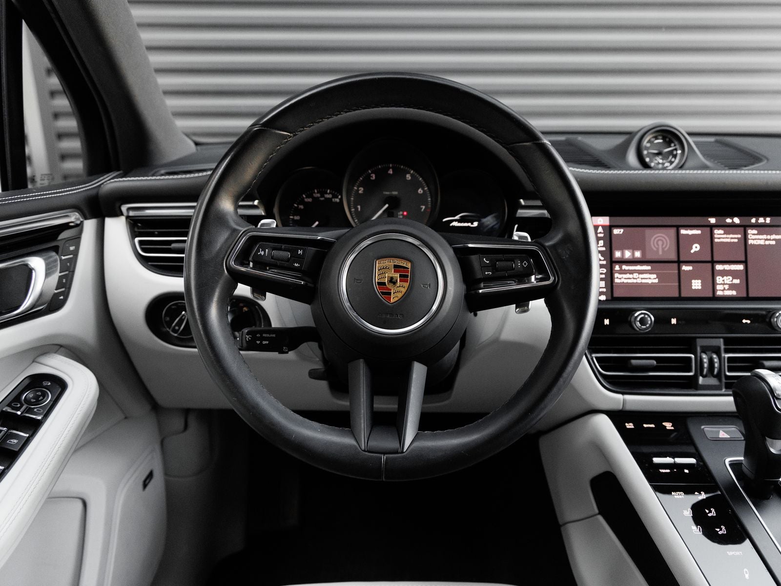 2022 Porsche Macan S