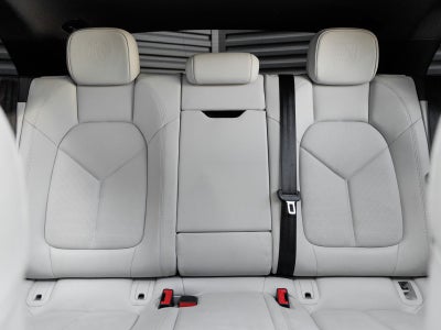 2022 Porsche Macan S